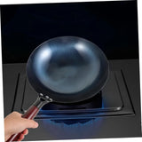 Traditional Hand-Forged Iron Wok – No-Coating Cast Iron Pan with Wooden Handle (30cm)