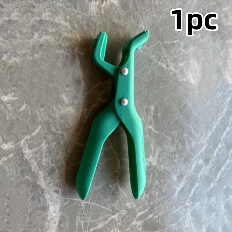 Silicone Tray & Bowl Picker – Non-Slip Anti-Scald Dish Lifting Clamp