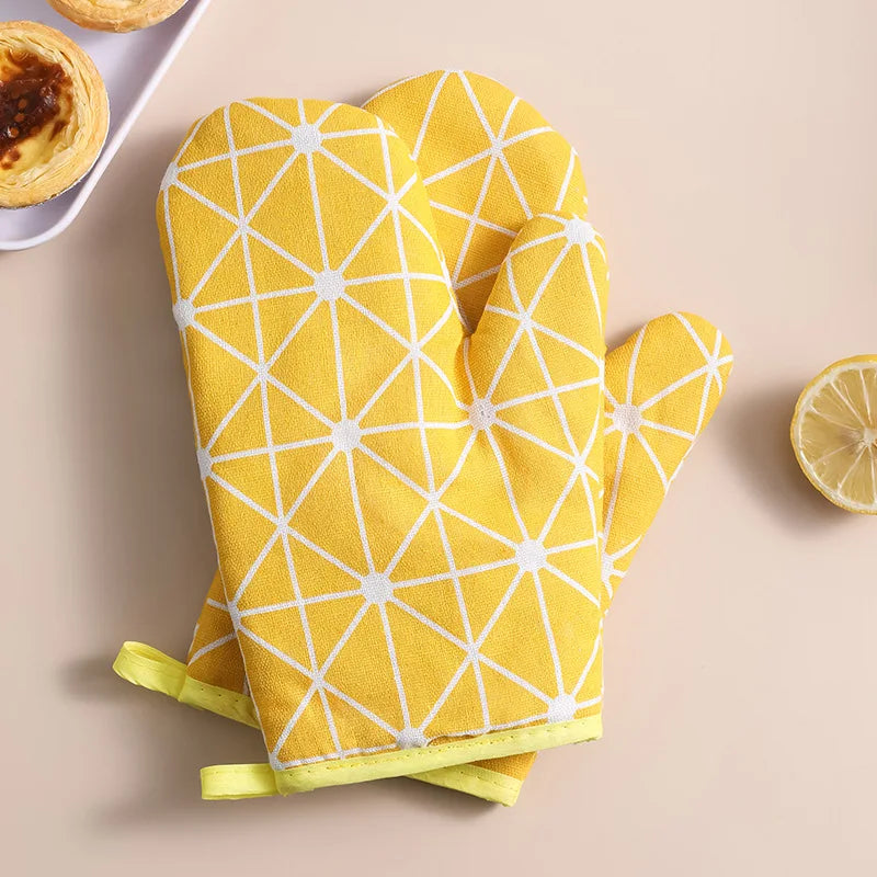 Heat-Insulating Oven Gloves – 2pcs Anti-Scald High-Temperature Resistant Kitchen Gloves